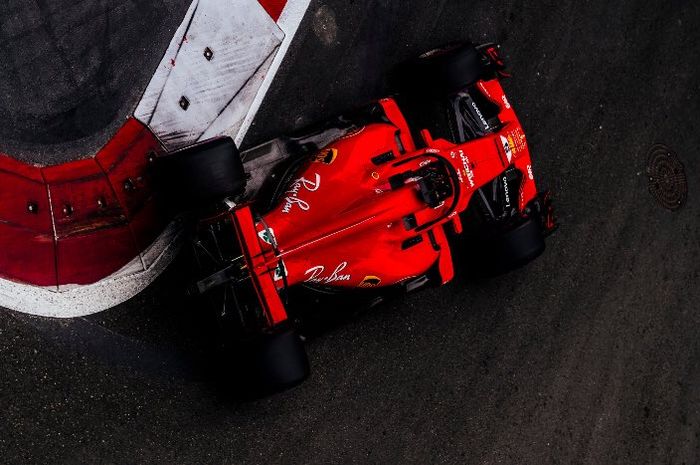 Sebastian Vettel di FP3 F1 Azerbaijan 2018