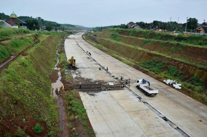 Ilustrasi Pembangunan Jalan Tol