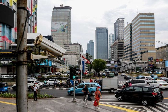 CCTV terpasang di kawasan Thamrin,  Polda Metro Jaya  melakukan tilang elektronik  (E-TLE)