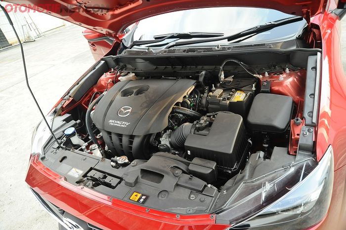 Mesin SKYACTIV 2.0T menghasilkan tenaga merata diputaran bawah dan atas. Dan juga hemat dalam konsumsi bahan bakar