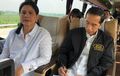 Presiden Jokowi Dan Ibu Negara Naik Bus Damri, Ditemani Youtuber
