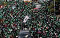 Heboh, 15 Ribu Ojek Online Demo di Gedung DPR
