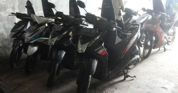 Begini Nasib Motor Tarikan Leasing Yang Tidak Laku Dijual Di Diler Motor Bekas Gridoto Com<script async src=