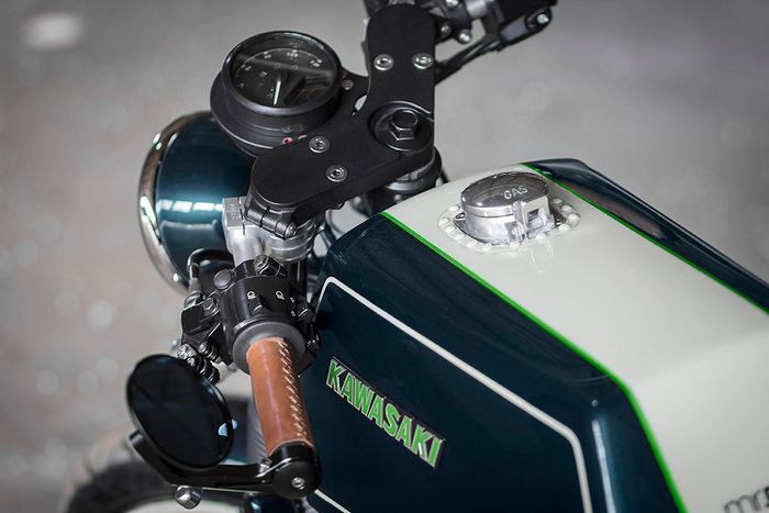 Kawasaki Ninja 250 2001 cafe racer dari Mr.Ride, dilansir oleh www.bikebound.com