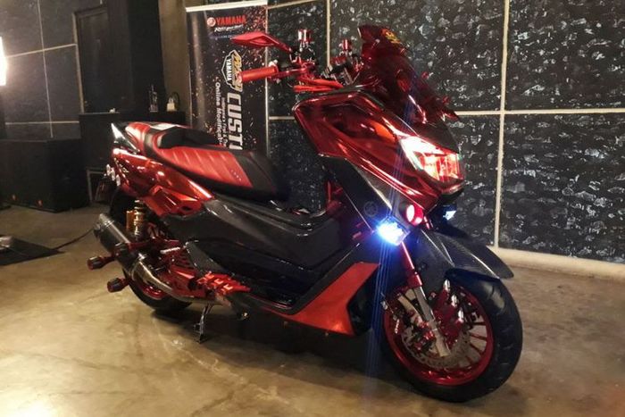 Modifikasi bodi Yamaha NMAX dengan karbon kevlar dan crom