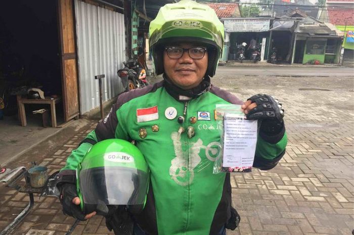 Maman Sulaeman, driver ojek online yang gratiskan penumpang