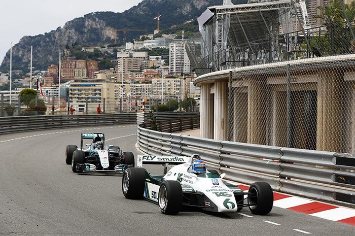 Keke Rosberg berada di depan Nico Rosberg di Monako
