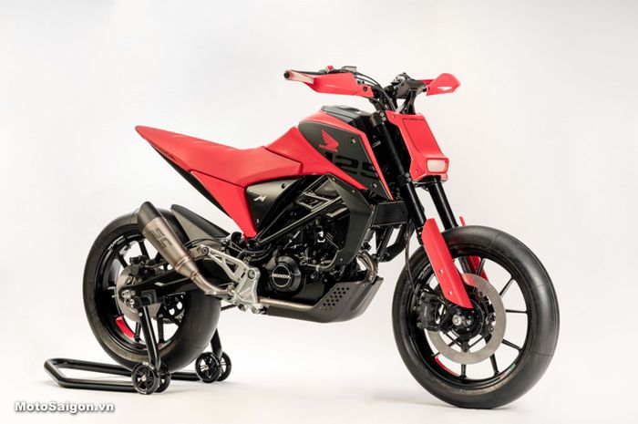 bentuk Honda CB125M mirip motor supermoto dengan bumbu-bumbu tracker