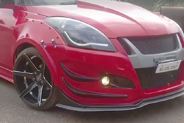 Bonet Suzuki Swift pakai pintu gunting