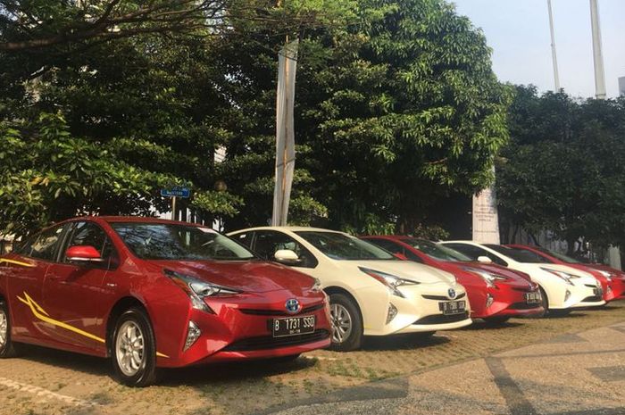 Toyota Prius Hybrid yang diserahkan kepada Perguruan Tinggi Negeri (PTN) untuk riset.