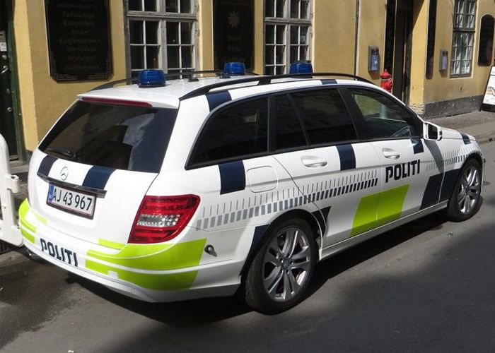 Wallpaper Mobil Polisi