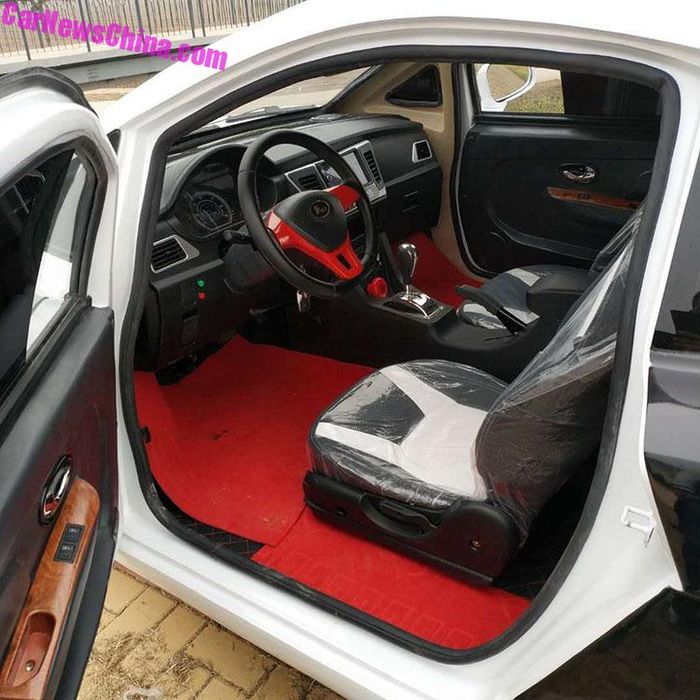Interior Shangdong Qilu Fengde P8
