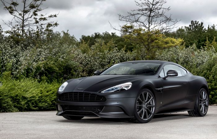 Aston Martin Vanquish