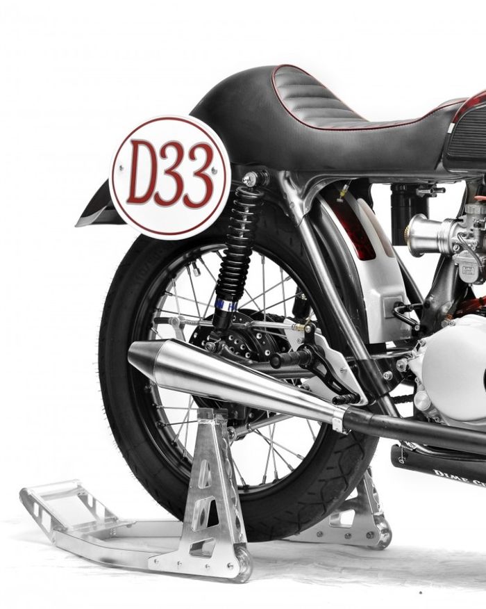 Honda CB350 custom cafe racer dari Dime City Cycles