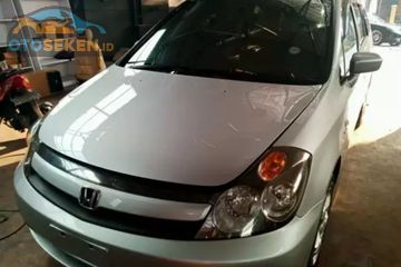 Daftar Terbaru Honda Stream 2002 Seken Tipe 1 7 M T Dibawah Rp 70 Juta Semua Halaman Gridoto Com