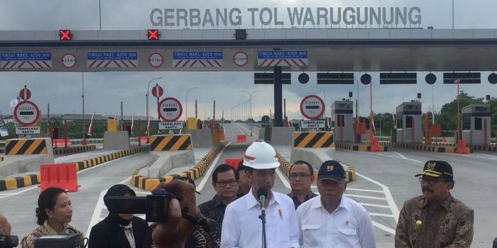 Gerbang tol Warugunung jadi salah satu pintu tol di ruas tol Surabaya-Mojokerto