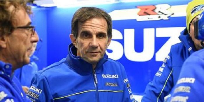 Manajer tim Suzuki Ecstar, Davide Brivio (tengah)