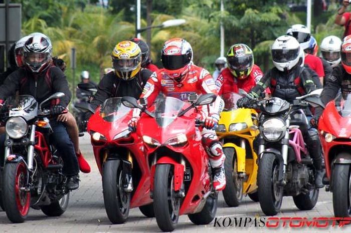 Andrea Dovizioso riding bareng klub Ducati di Indonesia tahun 2016