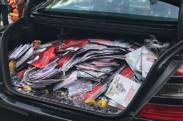 Wow, ayo hadiah dari Pak Presiden Jokowi banyak nih