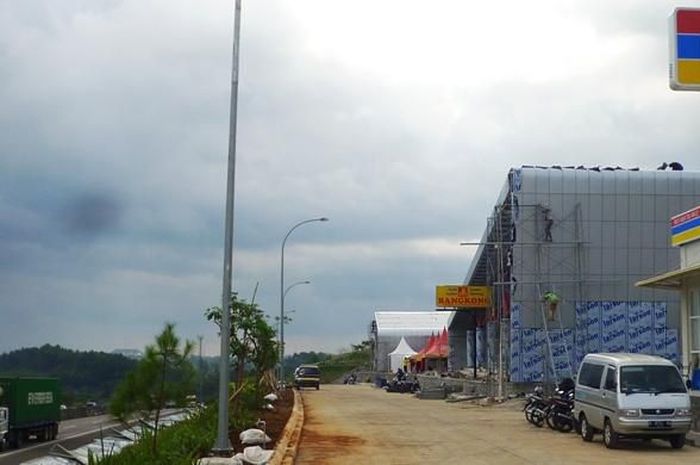 Rest area Tol KM 22 Semarang-Bawen