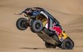 Ini Kesamaan pembalap F1 Carlos Sainz Jr. dengan Juara Reli Dakar 2018