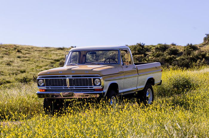 Restomod Ford Ranger lansiran 1974 hasil garapan Icon 4x4