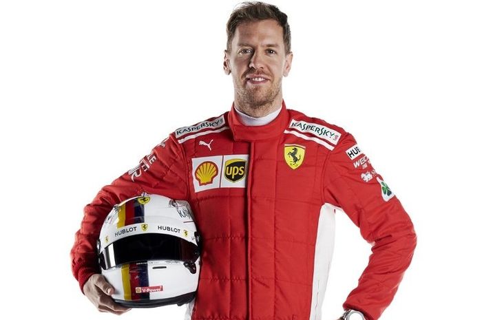 Penampilan Sebastian Vettel dengan seragam baru tim Ferrari untuk musim 2018