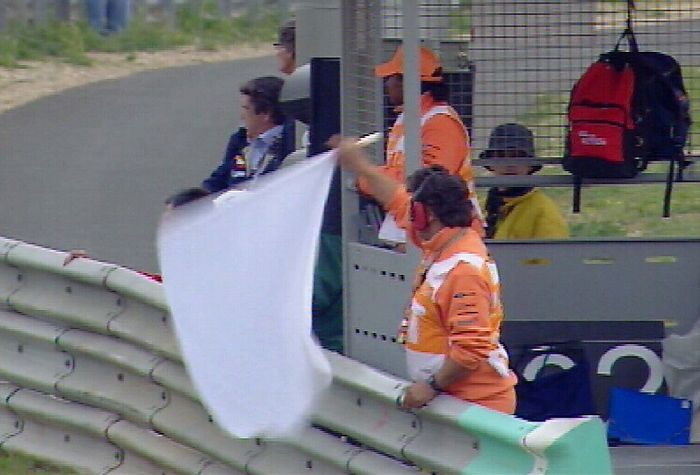 Bendera putih pada MotoGP
