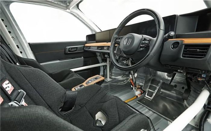 Tampilan kabin Honda e-Drag