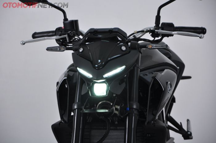 Yamaha MT-25 versi 2020 punya headlamp mirip alien dan shock up side down.