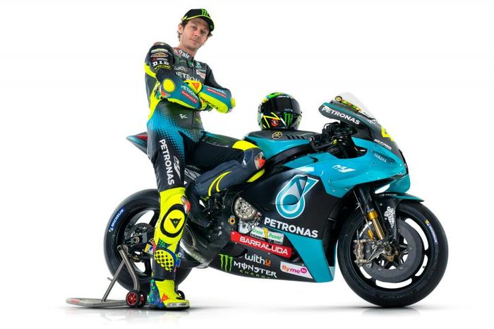 Valentino Rossi berseragam Petronas Yamaha SRT. Ingin tetap kompetitif