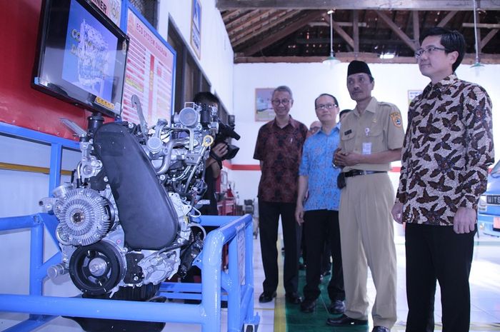 Toyota resmikan kelas budaya industri untuk mengurangi kesenjangan antara dunia pendidikan dan kebutuhan dunia kerja