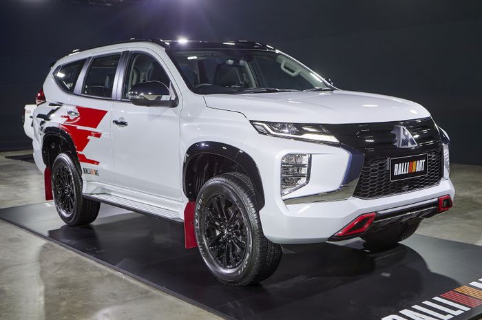Mitsubishi Pajero Sport Ralliart dan Triton Ralliart meluncur di Thailand