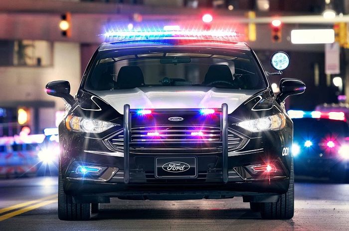 Mobil polisi otonom yang dikembangkan Ford