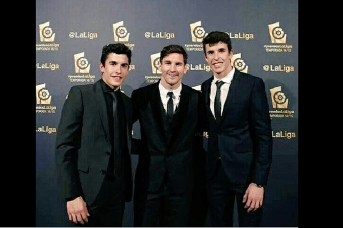 Marc Marquez (kiri), Lionel Messi (kanan), dan Alex Marquez (kanan)