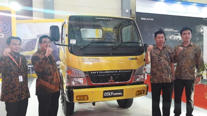 Mitsubishi Fuso ikut pameran otomotif