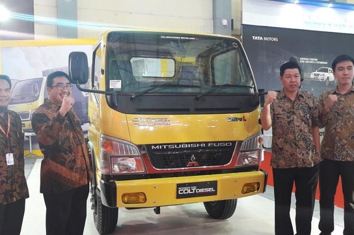 Mitsubishi Fuso ikut pameran otomotif