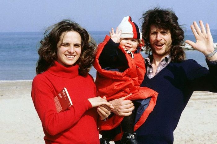 Valentino Rossi dan kedua orang tuanya pada 1980, Graziano Rossi dan Stefania Palma