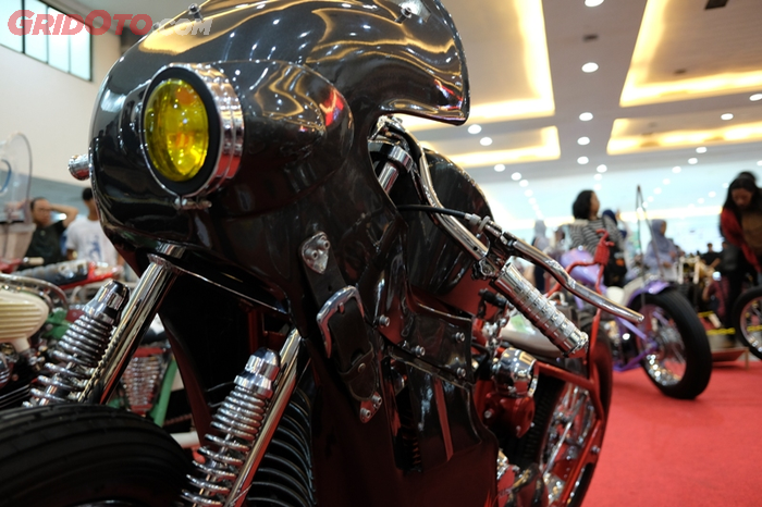 Yamaha Scorpio kustom oleh Madwork Garage di Kustomfest 2017