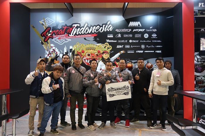 Kontingen Great Indonesia di ajang Osaka Auto Messe