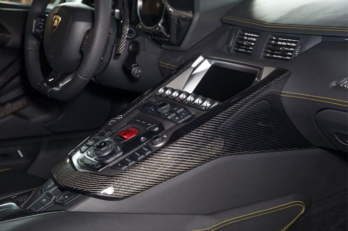 Enggak Cuma Eksterior Interior Lamborghini Aventador S Ini