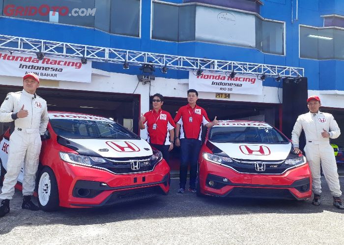 Tim Honda Racing Indonesia perkenalkan mobil balap baru untuk musim balap 2018