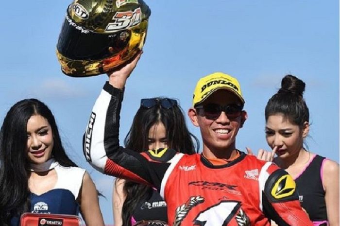 Perayaan kemenangan Gerry Salim setelah menjuari ARRC 2017 kelas AP250