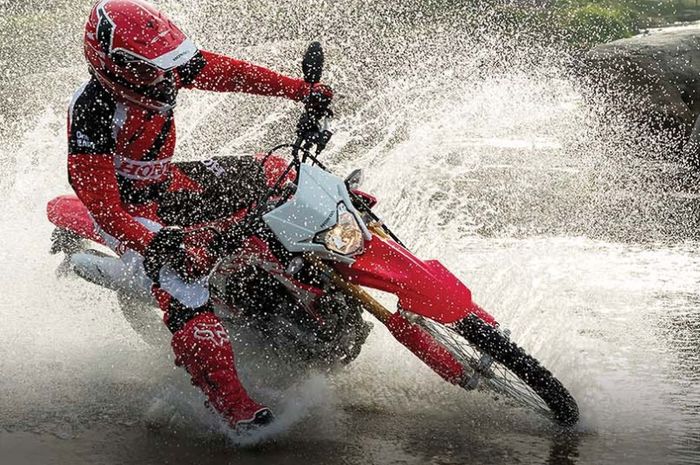 CRF150L  motor dual purpose dari Honda