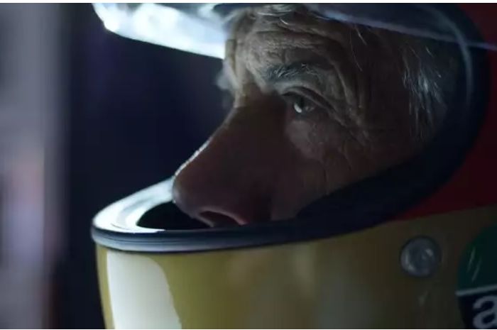 AGV merilis helm replika Giacomo Agostini