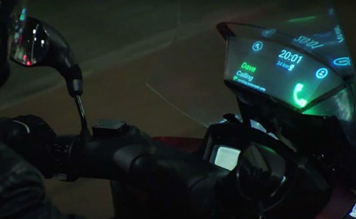 Windshield pintar yang dikembangkan Samsung bersama dengan Yamaha