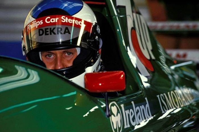 Michael Schumacher di kokpit mobil Jordan, pada GP F1 Belgia 1991