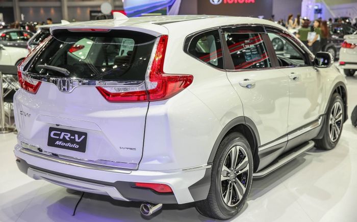 Honda CR-V pakai aksesoris dari Modulo