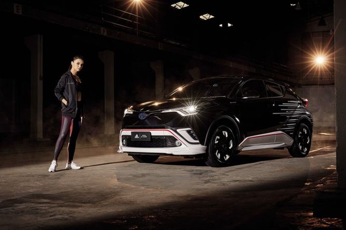 Toyota C-HR hasil kolaborasi dengan Adidas