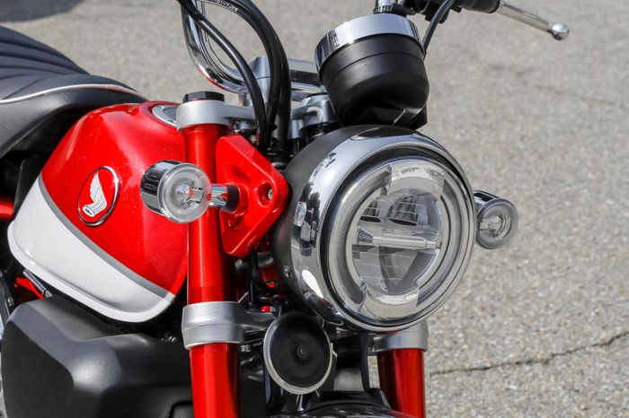 Penampakan lampu depan Honda Monkey 2018 di Malaysia